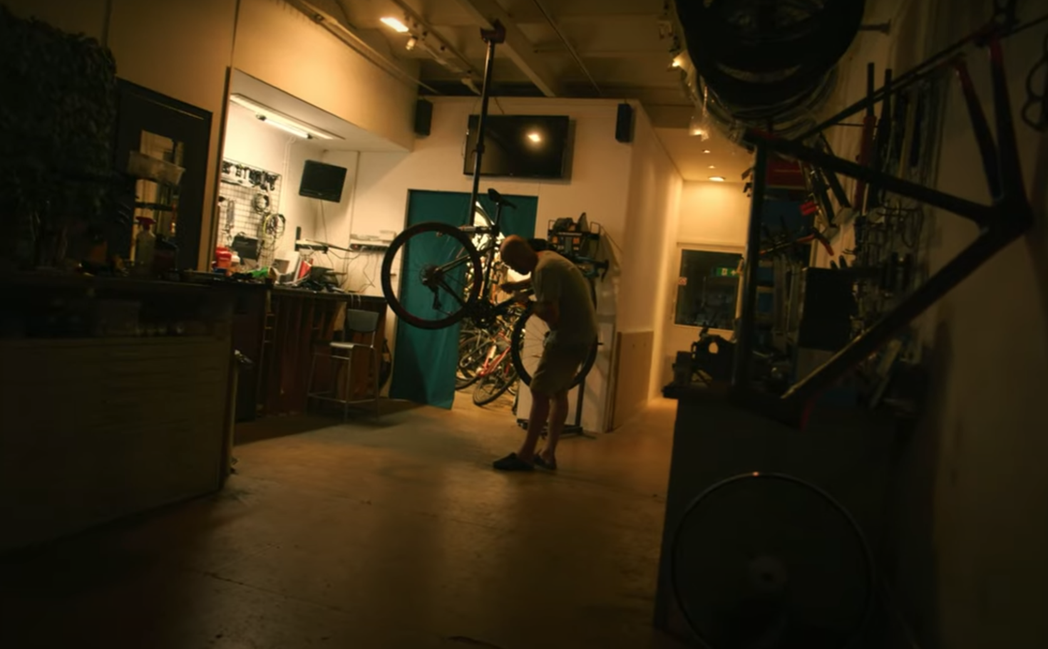 Stanley Built For Life: Wheelrunner